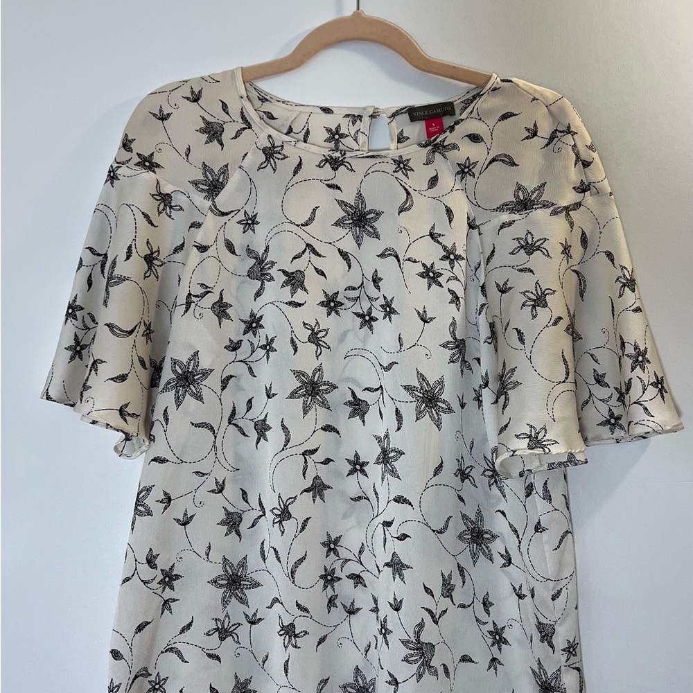Vince Camuto Floral Patterned Cream Blouse